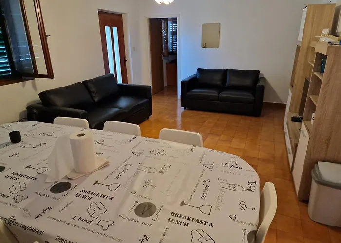 Casa de Férias Beachfront House With Garden And Two Terraces *