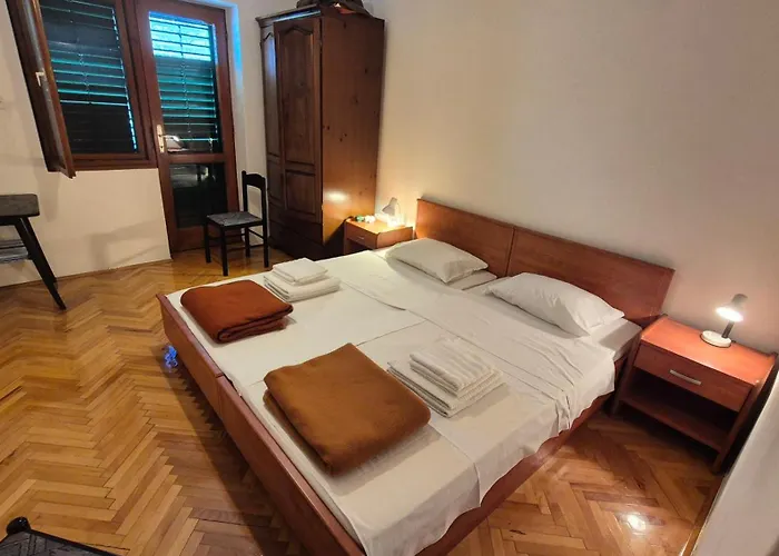 Beachfront House With Garden And Two Terraces Casa de Férias